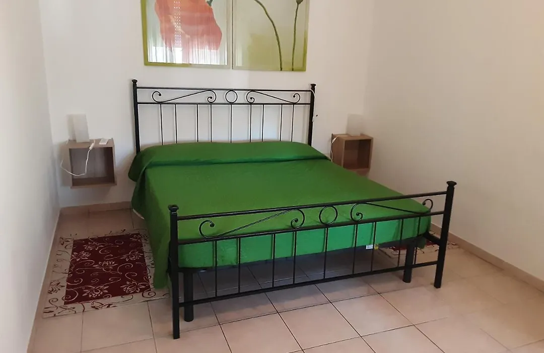 Locazione Menini - Camere zona stazione-1